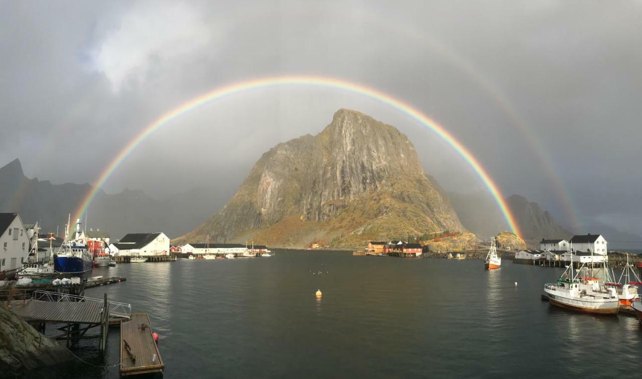 Lurn Sjohus Villa Reine Bagian luar foto