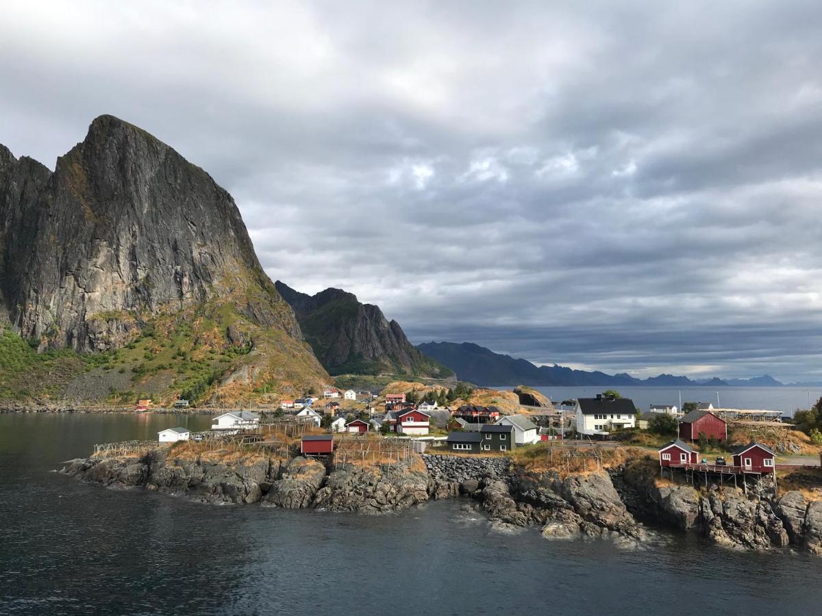 Lurn Sjohus Villa Reine Bagian luar foto