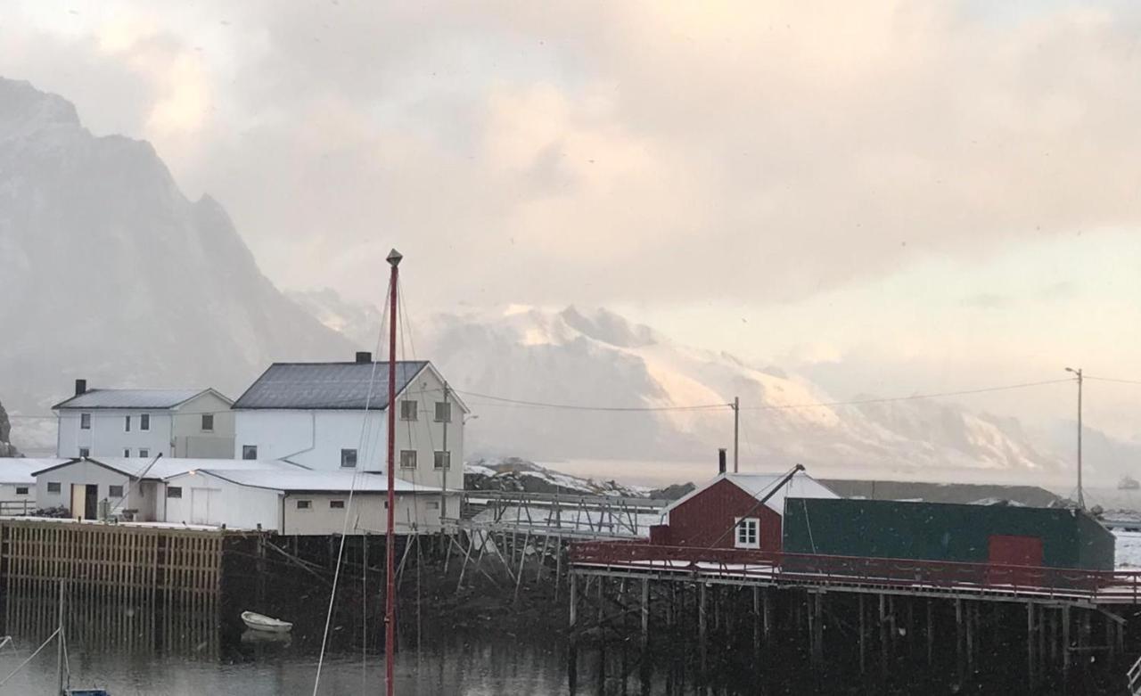 Lurn Sjohus Villa Reine Bagian luar foto
